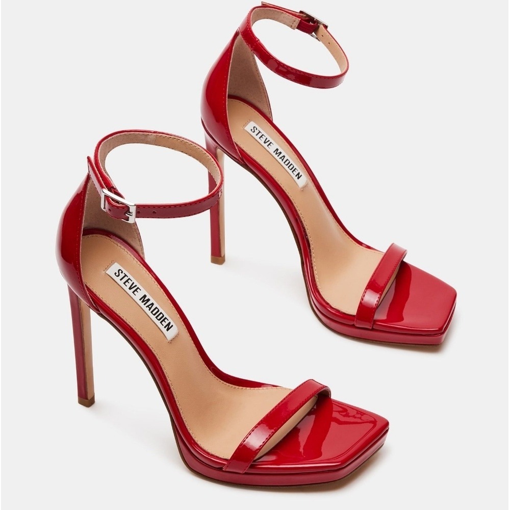 Steve Madden Women's Red Patent Leather Square Toe Iridessa Sandals Size 7.5